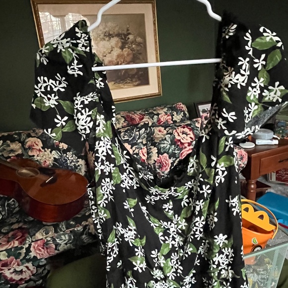 Reformation Baxley Dress in Aroma - Picture 3 of 6